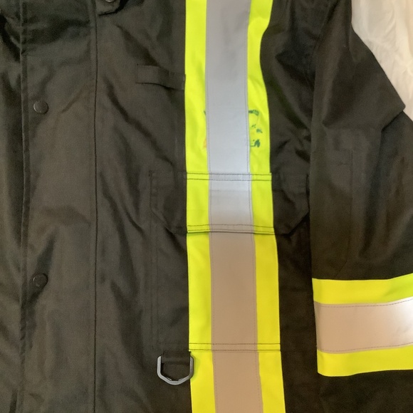 Light Weight Hi Vis Rain Jacket - Picture 3 of 5